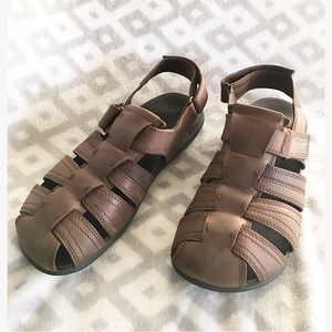 ecco chander fisherman